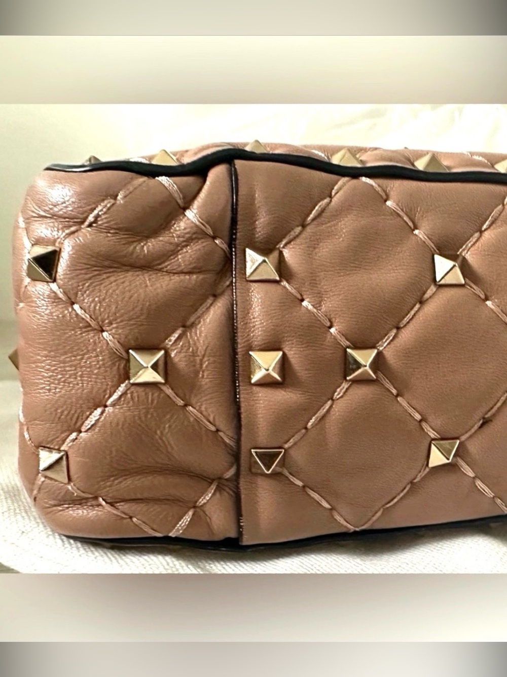 🔥FINAL PRICE Valentino Garavani Medium Nappa Rockstud Spike Shoulder Bag - Picture 12 of 16